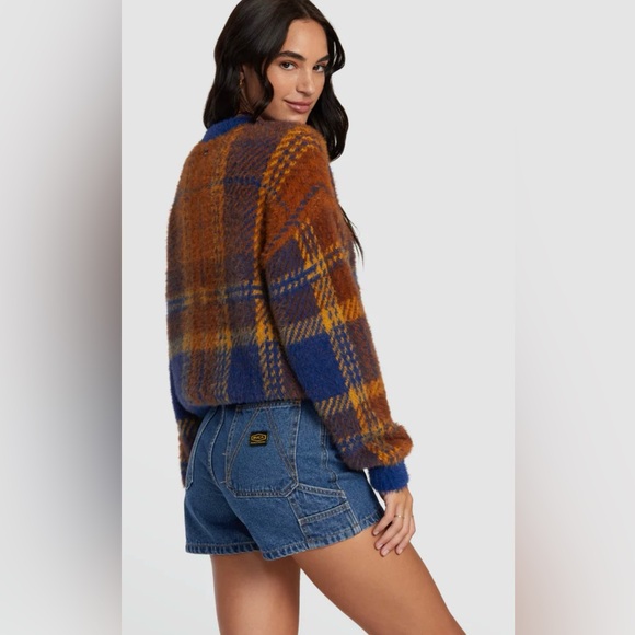 RVCA Fuzzy Plaid Long Sleeve Crewneck Fuzzy Sweater, Size Small - Picture 3 of 14
